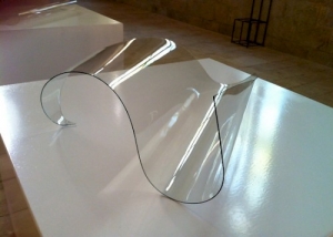An installation of glass work by Kovachevich on a pedestal